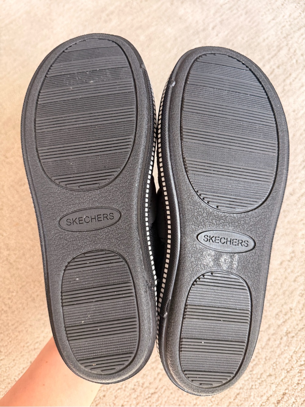 Skechers Cozy Campfire Camp Nap 7.5 Black Memory Foam Faux Fur NWOT - Picture 7 of 8